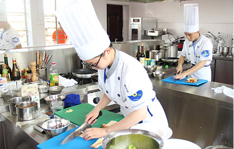 �V���A��������W(xu��)УУ�@����