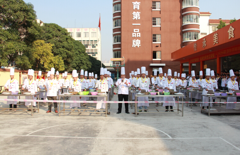 �V���A����WУ