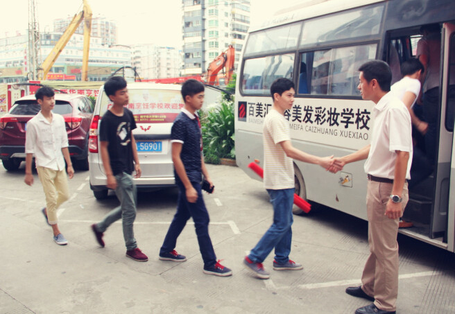 廣西華南烹飪學(xué)校