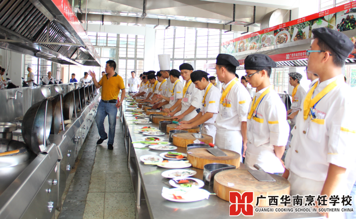 �V���A����W(xu��)У