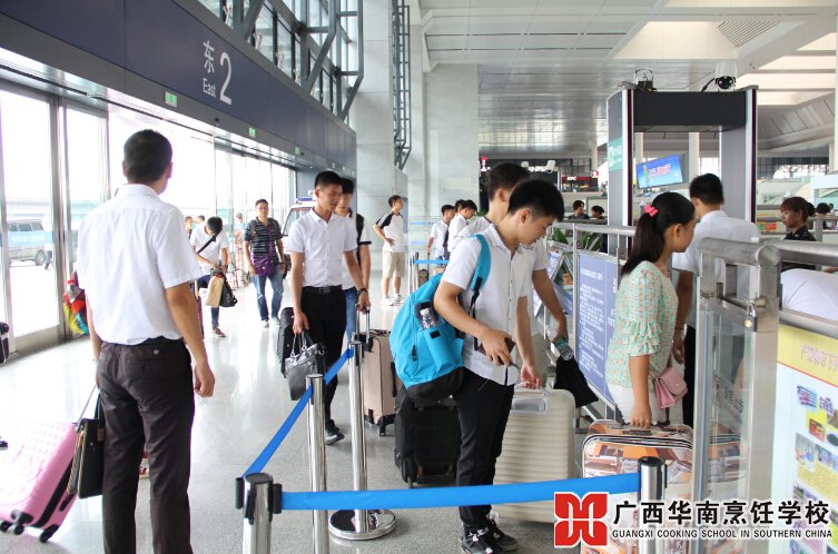 �V���A����W(xu��)У