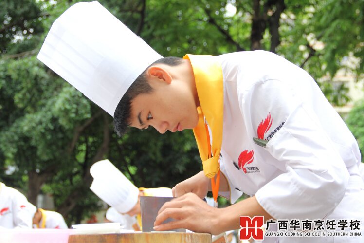 �V���A����W(xu��)У