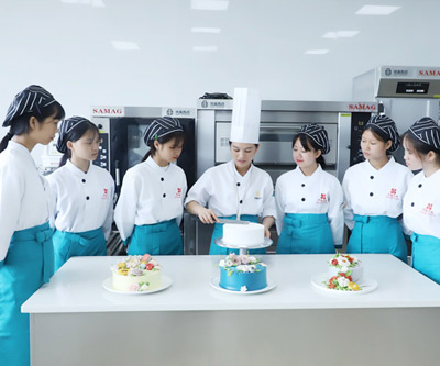 學西點用什么設(shè)備