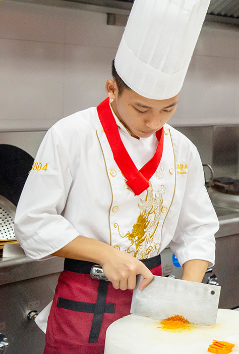 返鄉(xiāng)學廚師好就業(yè)好創(chuàng)業(yè)