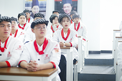 ��W(xu��)У