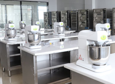 �V���A��������WУ