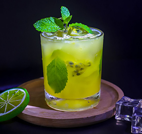 ���c(di��n)��(zhu��n)�I(y��)